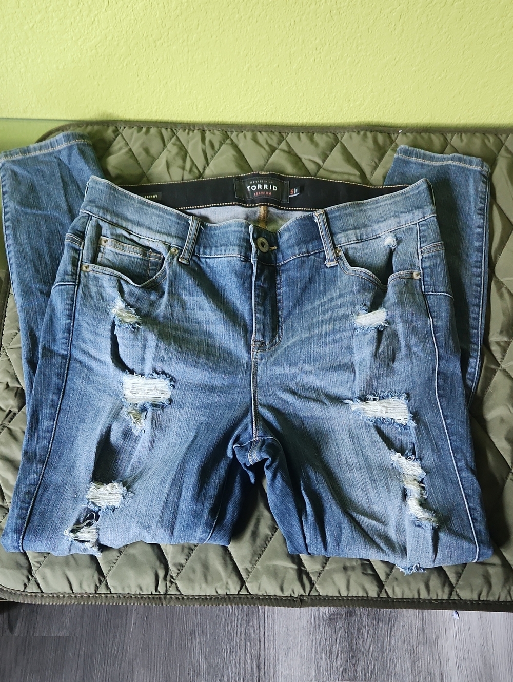 torrid Ripped Medium Blue Skinny Jeans